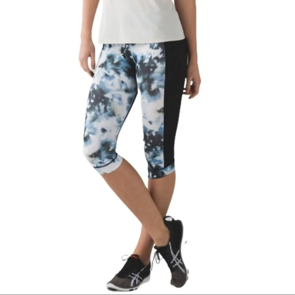 Lululemon‎ Stop At Nothing Crop Leggings Reflective Dot Mesh Ruched Zip Pockets